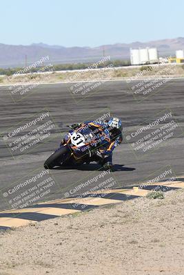 media/Jan-16-2026-CVMA Friday Practice (Fri) [[6f2bf47531]]/4-Racer 3-NRS/Session 3 (Bowl)/